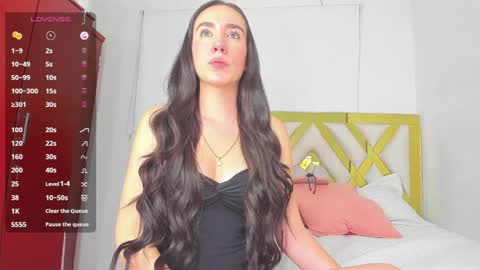Snapshot of rousee_yarelds chatting on 04.12.26 rousee_yarelds online show from 04.12.26