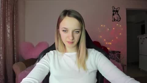 Snapshot of rousereed chatting on 02.19.26 Rouse online show from 02.19.26