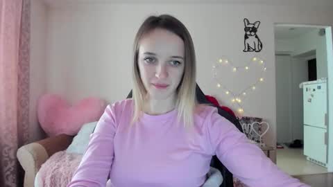 Snapshot of rousereed chatting on 02.22.26 Rouse online show from 02.22.26