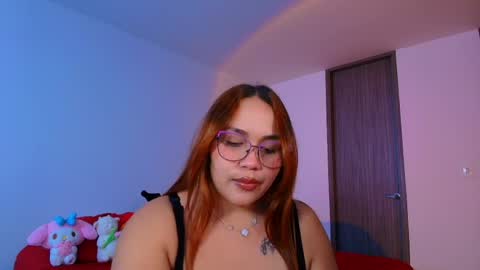 Snapshot of rousrossell_4 chatting on 05.04.26 Call me Rous online show from 05.04.26