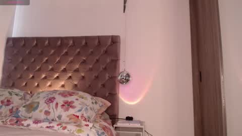 Rouss marie henao  online show from 02.09.26