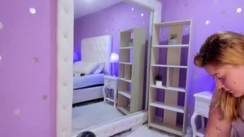Snapshot of rousse_millers chatting on 03.19.26 Rousse online show from 03.19.26