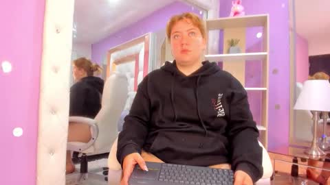 Snapshot of rousse_millers chatting on 03.30.26 Rousse online show from 03.30.26