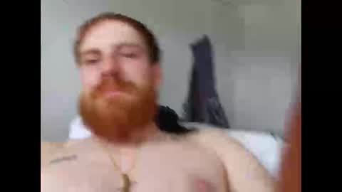 Snapshot of rouxky95 chatting on 04.01.26 ginger13 online show from 04.01.26