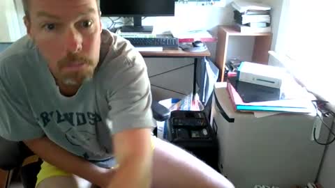 Snapshot of rowercoxswain chatting on 10.30.25 PleasureSeeker online show from 10.30.25
