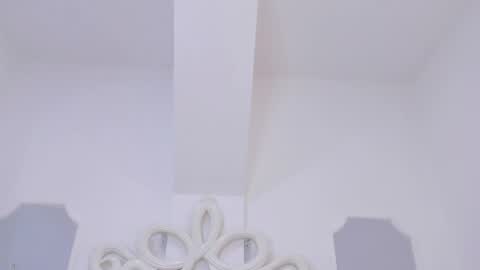 Snapshot of roxana_scott1 chatting on 04.24.26 roxana_scott1 online show from 04.24.26