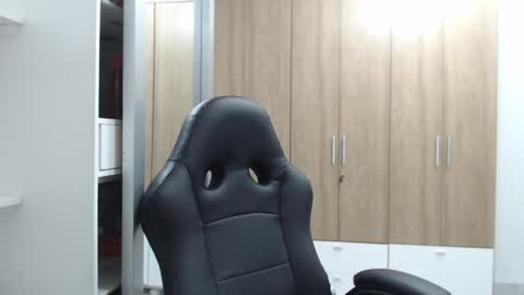 Roxana online show from 01.04.25