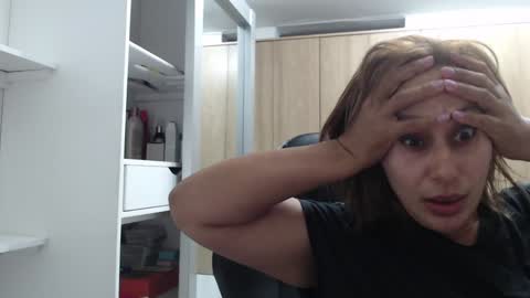 Roxana online show from 01.11.25