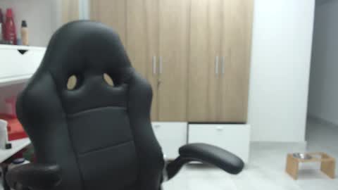 Roxana online show from 02.26.25