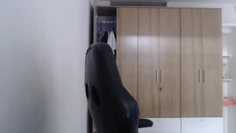 Roxana online show from 03.24.26