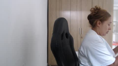 Roxana online show from 03.25.26