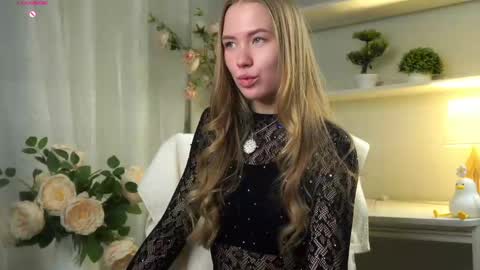 Anna Lokiss online show from 04.18.26