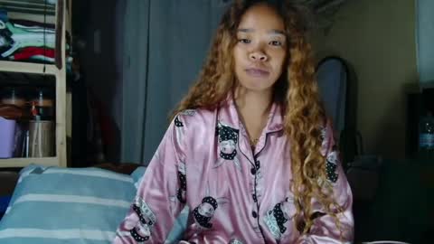 roxanne_98 online show from 04.16.26