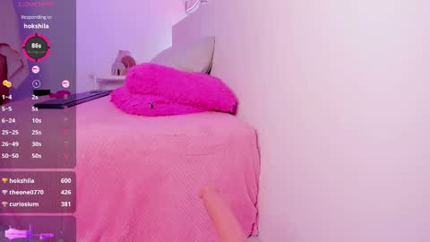 Roxanne Gomez online show from 03.05.25