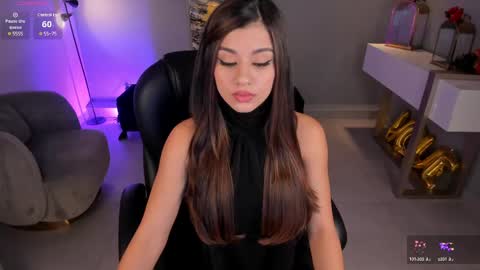 Roxanne Hill  online show from 02.15.25