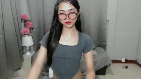 Snapshot of roxie_fuckdoll chatting on 12.26.24 Roxie online show from 12.26.24