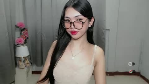 Snapshot of roxie_fuckdoll chatting on 01.09.25 Roxie online show from 01.09.25