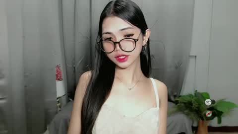 Snapshot of roxie_fuckdoll chatting on 02.08.25 Roxie online show from 02.08.25