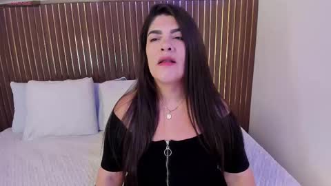 Roxie  online show from 11.09.25