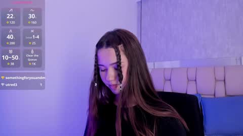 Roxie  online show from 02.06.25