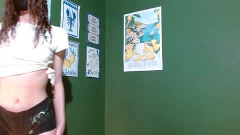 Roxie online show from 10.29.25