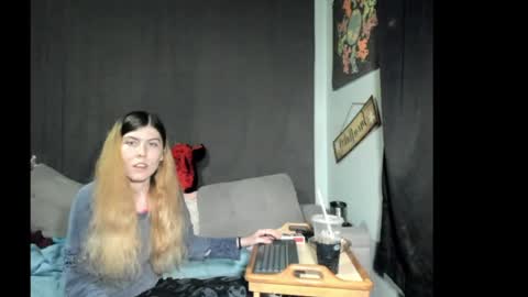 roxihazeleyes online show from 04.09.26