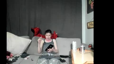 Snapshot of roxihazeleyes chatting on 06.10.26 roxihazeleyes online show from 06.10.26
