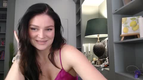 roxxiejet online show from 10.14.25