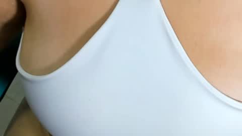 Snapshot of roxxxana_blake chatting on 05.29.26 Roxana online show from 05.29.26