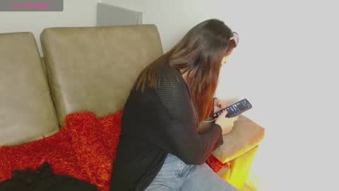 Snapshot of roxxxann666 chatting on 02.25.25 roxxxann666 online show from 02.25.25