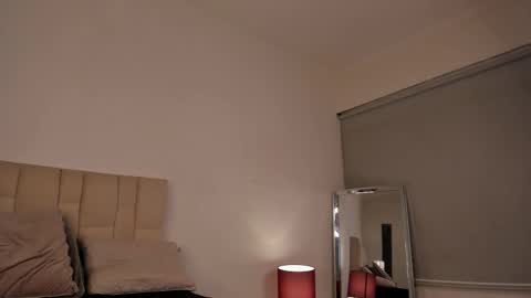 Roxxy online show from 02.20.25