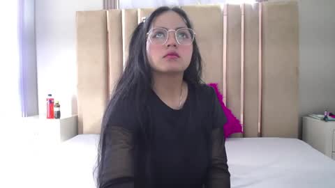 Roxxy  online show from 05.24.26