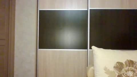 Roxxy Wharton online show from 11.15.25