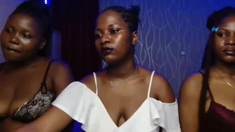 Roxy online show from 11.08.25