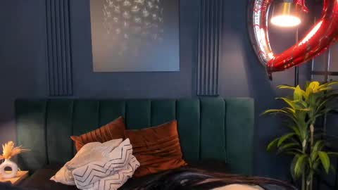 Roxy hell online show from 03.05.25