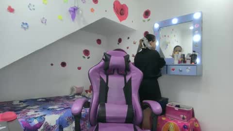 Roxy online show from 10.20.25