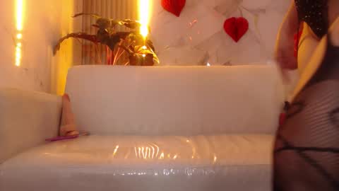 Snapshot of roxy_luxe_tf chatting on 02.14.26 Roxy online show from 02.14.26