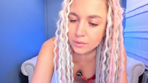 Roxy online show from 12.09.24