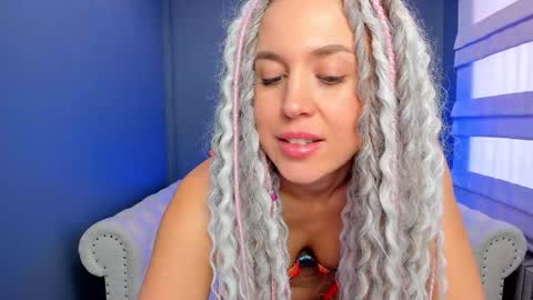 Roxy online show from 01.31.25