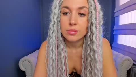 Roxy online show from 02.01.25