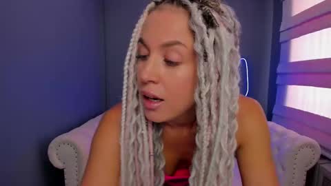 Roxy online show from 03.07.25