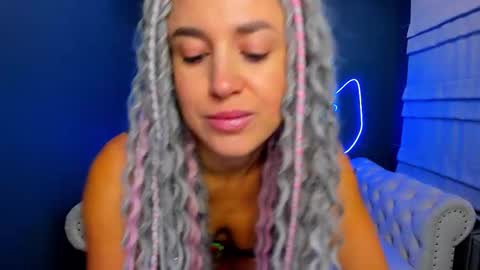 Roxy online show from 09.24.25