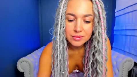 Roxy online show from 10.09.25