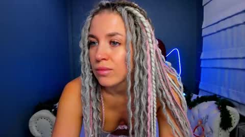 Roxy online show from 12.23.25