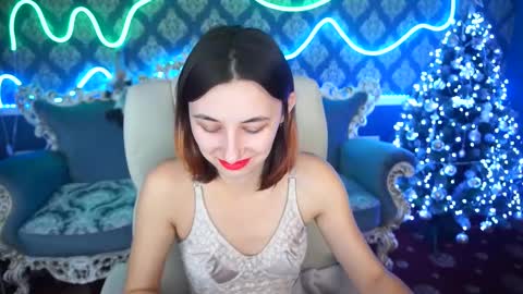 Snapshot of roxy_rayy chatting on 12.19.24 roxy_rayy online show from 12.19.24
