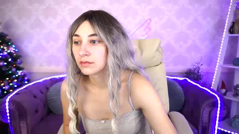 Snapshot of roxy_rayy chatting on 01.01.25 roxy_rayy online show from 01.01.25