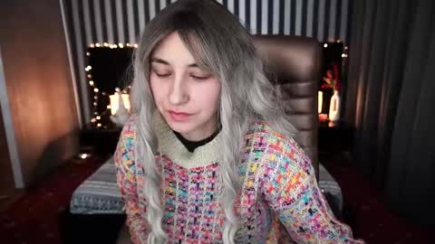 Snapshot of roxy_rayy chatting on 01.02.25 roxy_rayy online show from 01.02.25
