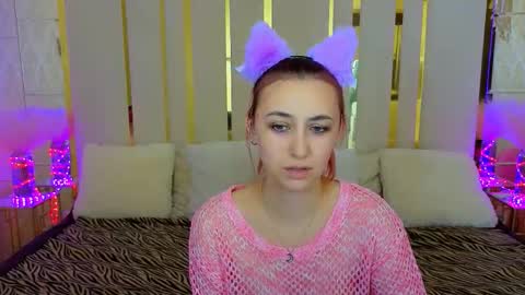 Snapshot of roxy_rayy chatting on 09.22.25 roxy_rayy online show from 09.22.25