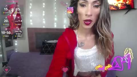 Snapshot of roxy_roxxan chatting on 01.18.26 - online show from 01.18.26
