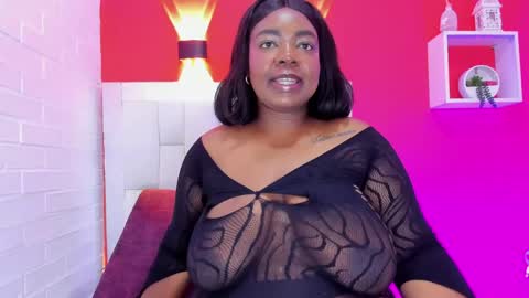 Snapshot of roxy_sexy69 chatting on 05.19.26 roxy_sexy69 online show from 05.19.26